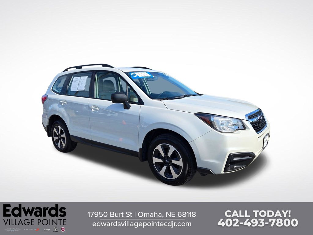 Crystal White Pearl 2018 Subaru Forester SUV / Crossover All-Wheel Drive Continuously Variable Transmission