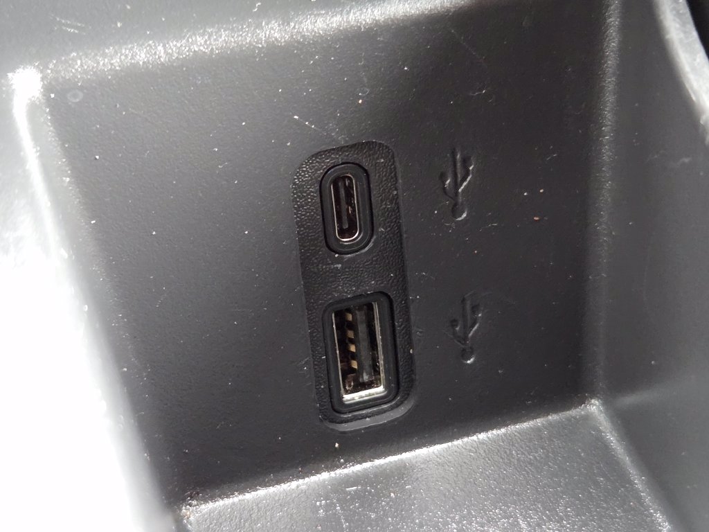 Used 2024 Silver GMC AT4 image 11