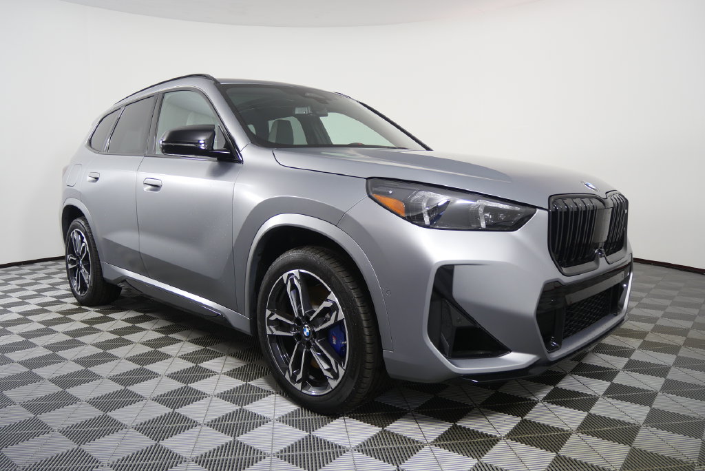 Thumbnail: 2026 BMW X1 - 2