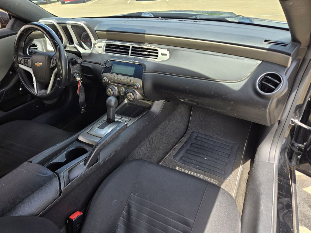 2014 Chevrolet Camaro 2LS - 11