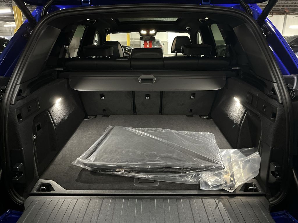 Thumbnail: 2026 BMW X5 - 24