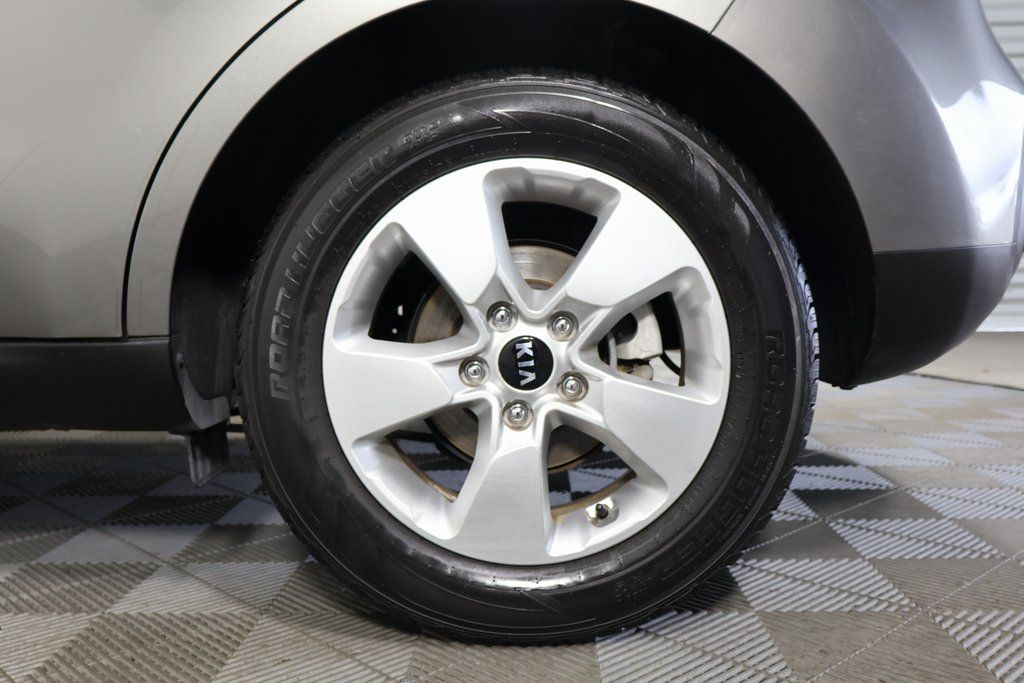 Thumbnail: 2018 Kia Soul - 16