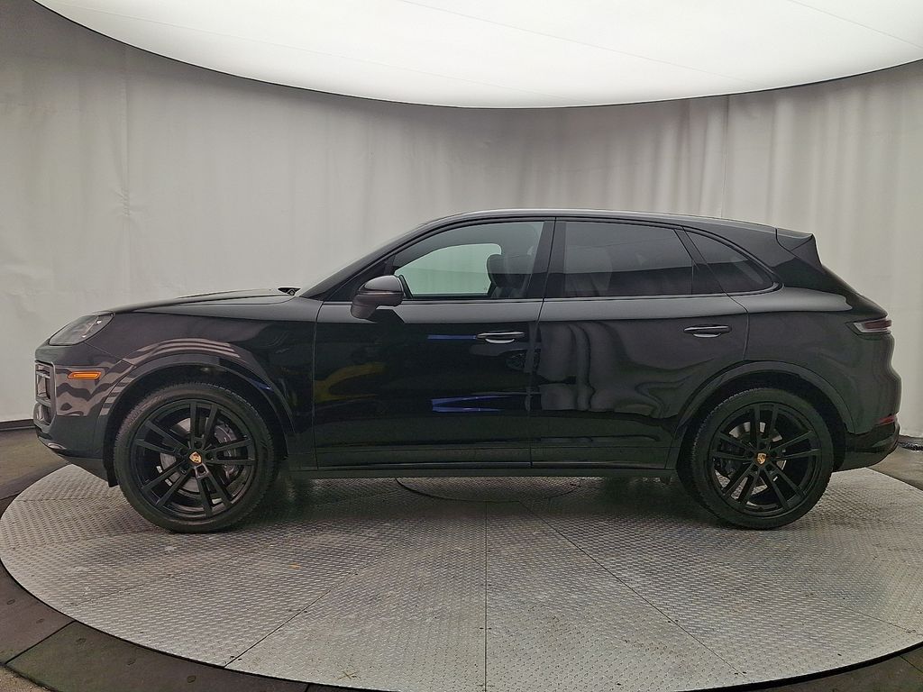 Thumbnail: 2024 Porsche Cayenne - 7