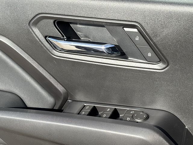 New 2026 White GMC Elevation image 19