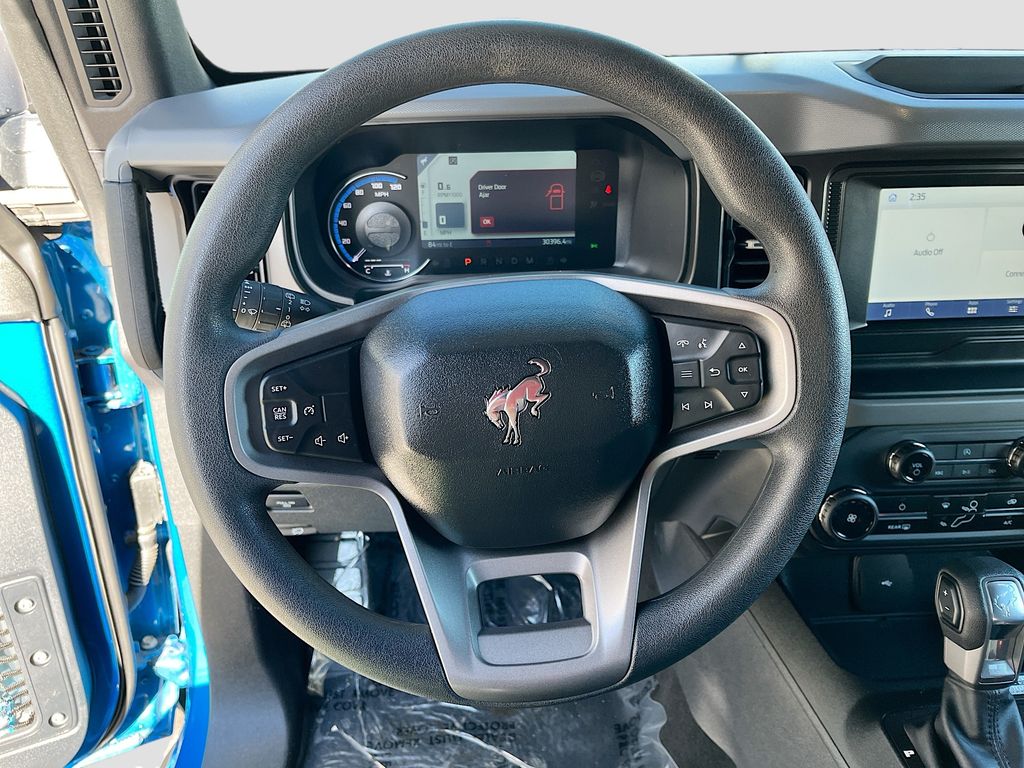 2023 Ford Bronco 4-Door Base - Photo 11
