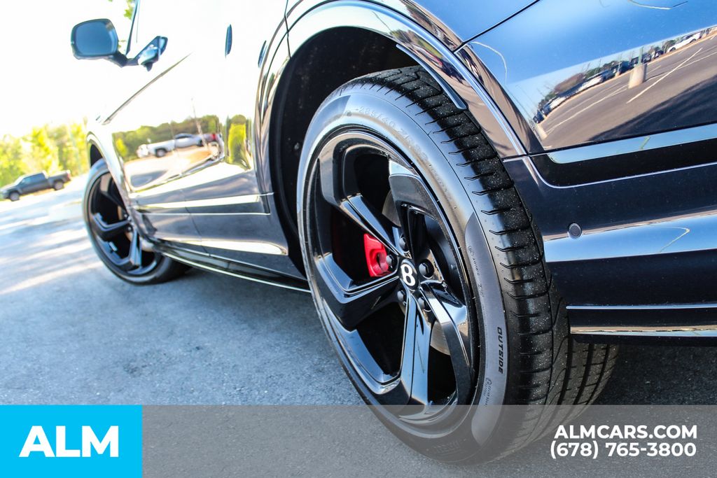 Used 2024 Blue Bentley S image 14
