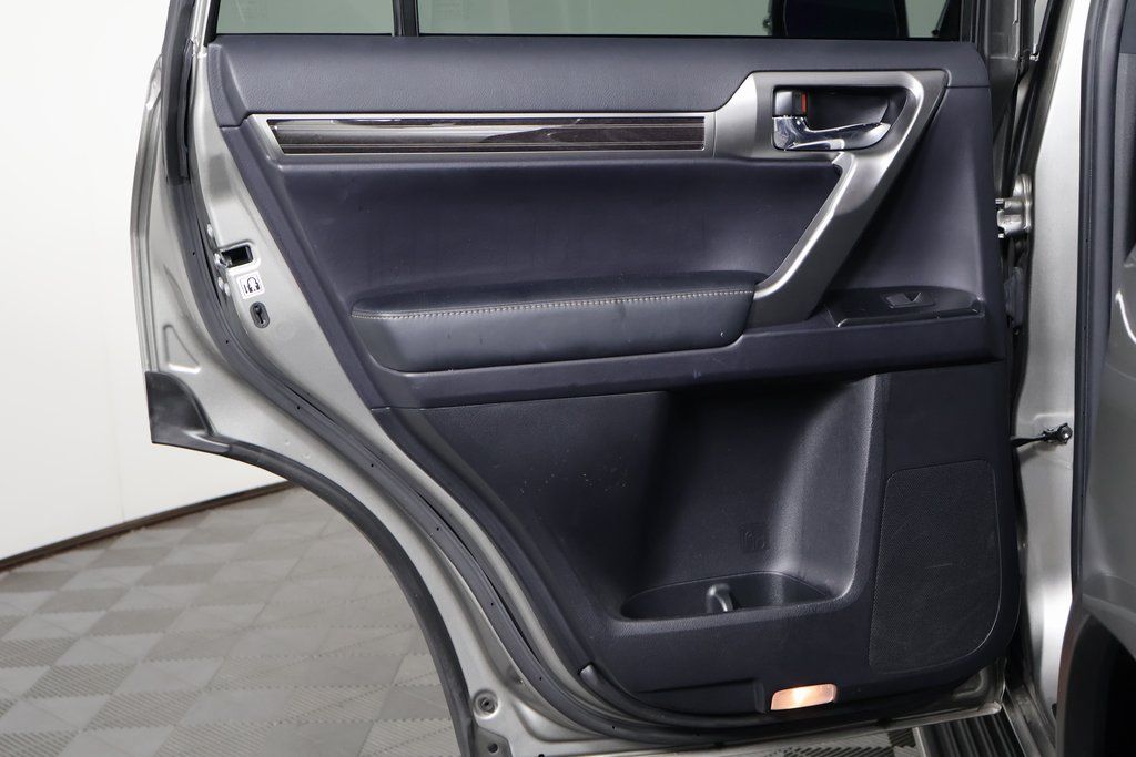 Thumbnail: 2023 Lexus GX - 14
