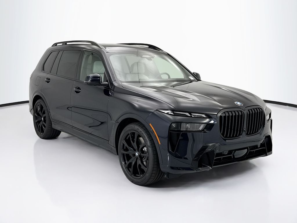 Thumbnail: 2027 BMW X7 - 3