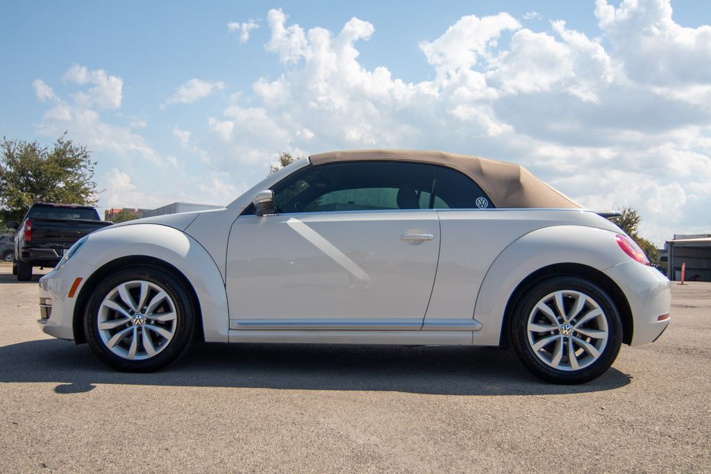 2013 Volkswagen Beetle 2.0 TDI 4