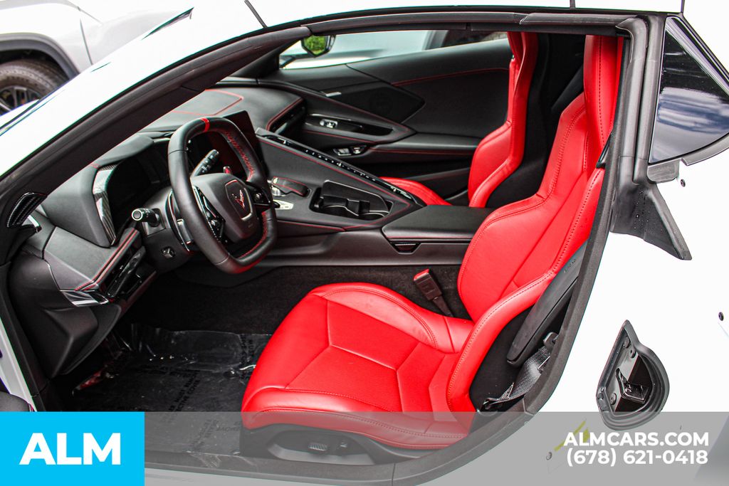Used 2024 White Chevrolet Stingray image 17