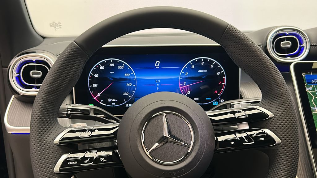 2025 Mercedes-Benz GLC 300 13