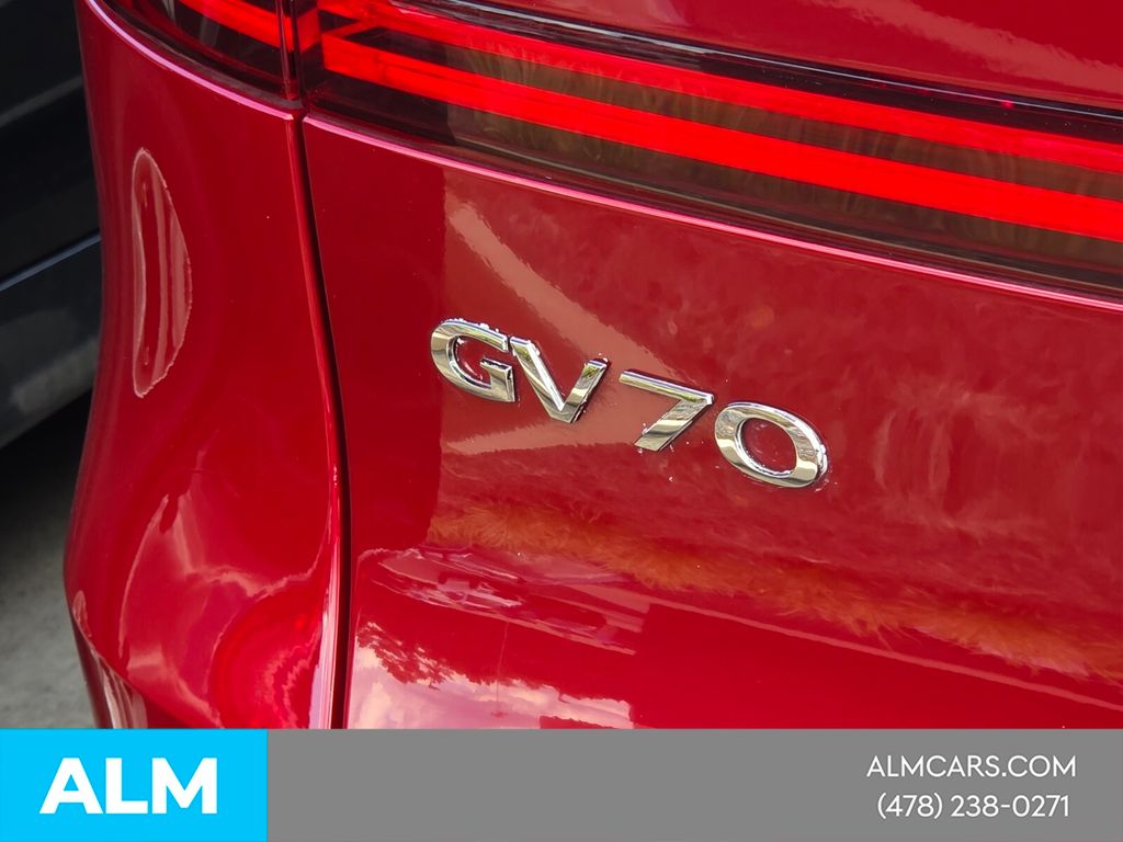 Used 2023 Red Genesis 2.5T image 15