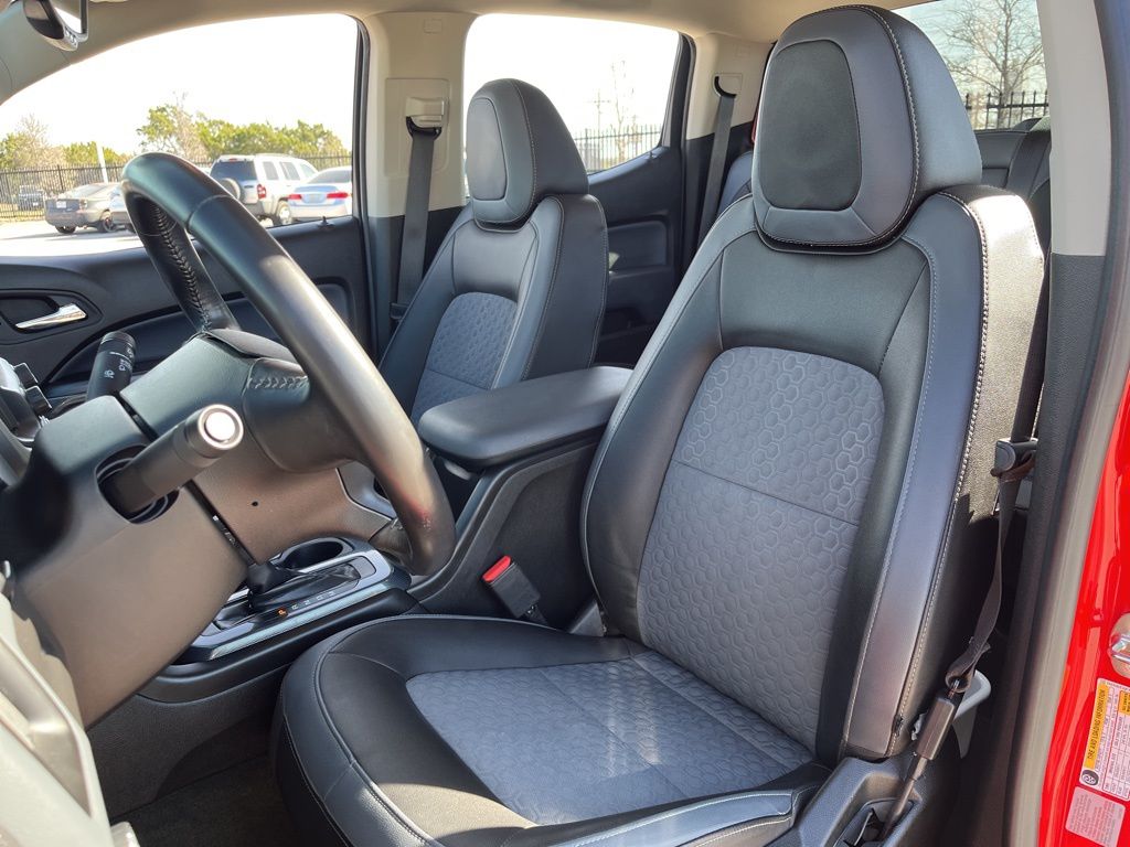 Thumbnail: 2015 Chevrolet Colorado - 24