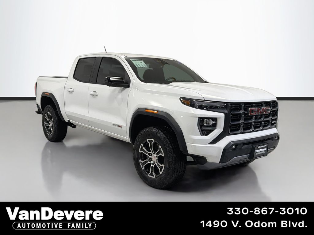 Summit White 2025 GMC Canyon Pickup Truck Four-Wheel Drive 8-Speed Automatic