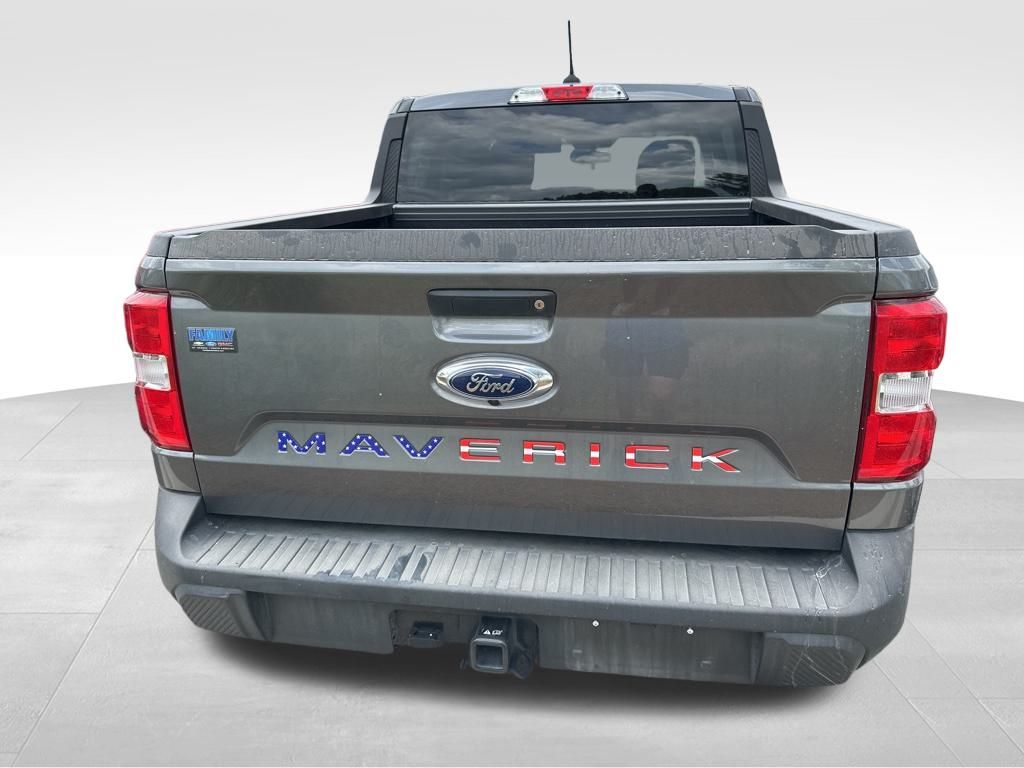 2024 Gray Metallic Ford Maverick XLT FWD Truck