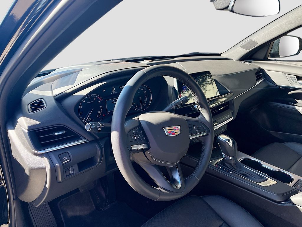 Used 2025 Black Cadillac Premium Luxury image 9