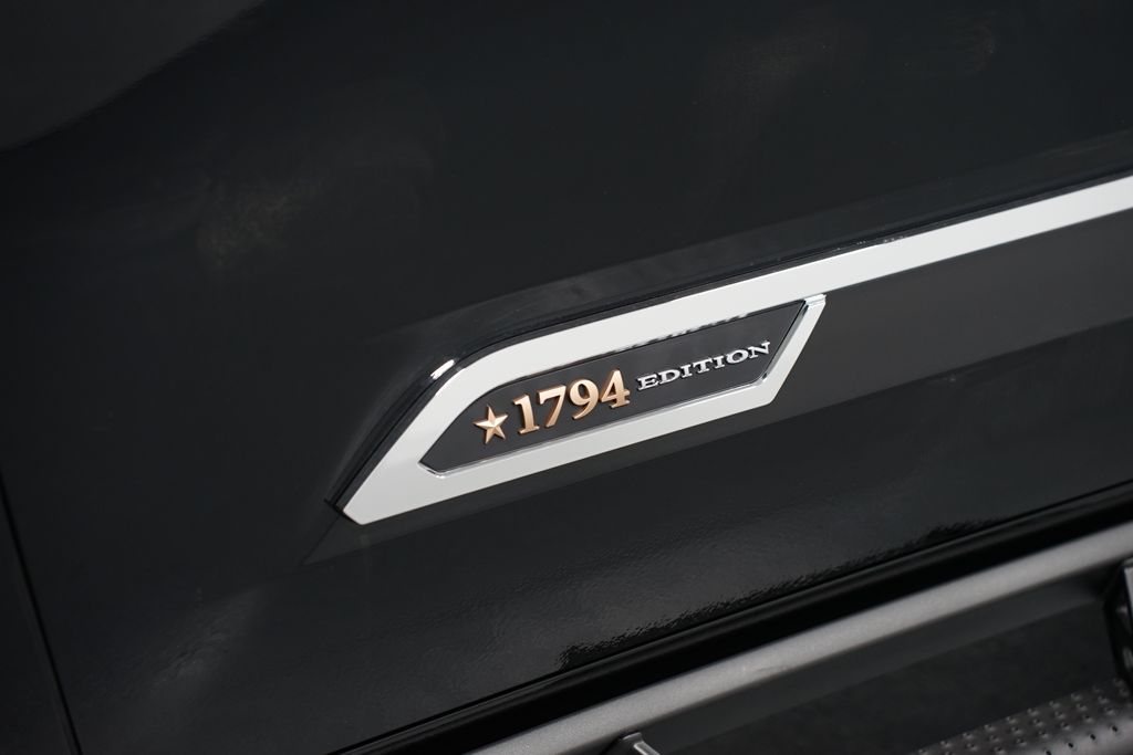 Thumbnail: 2025 Toyota Tundra - 6