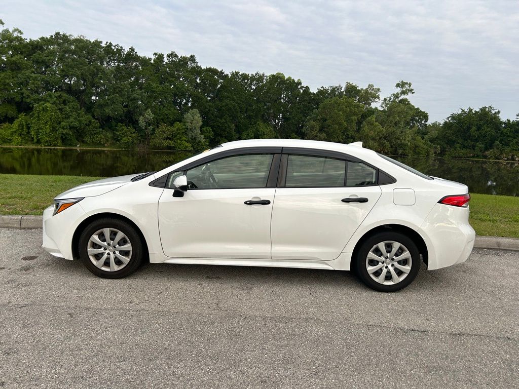 Thumbnail: 2024 Toyota Corolla - 3