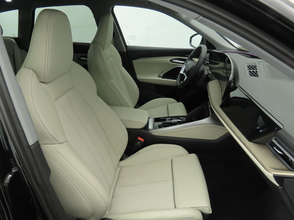 Thumbnail: 2025 Audi Q5 - 22