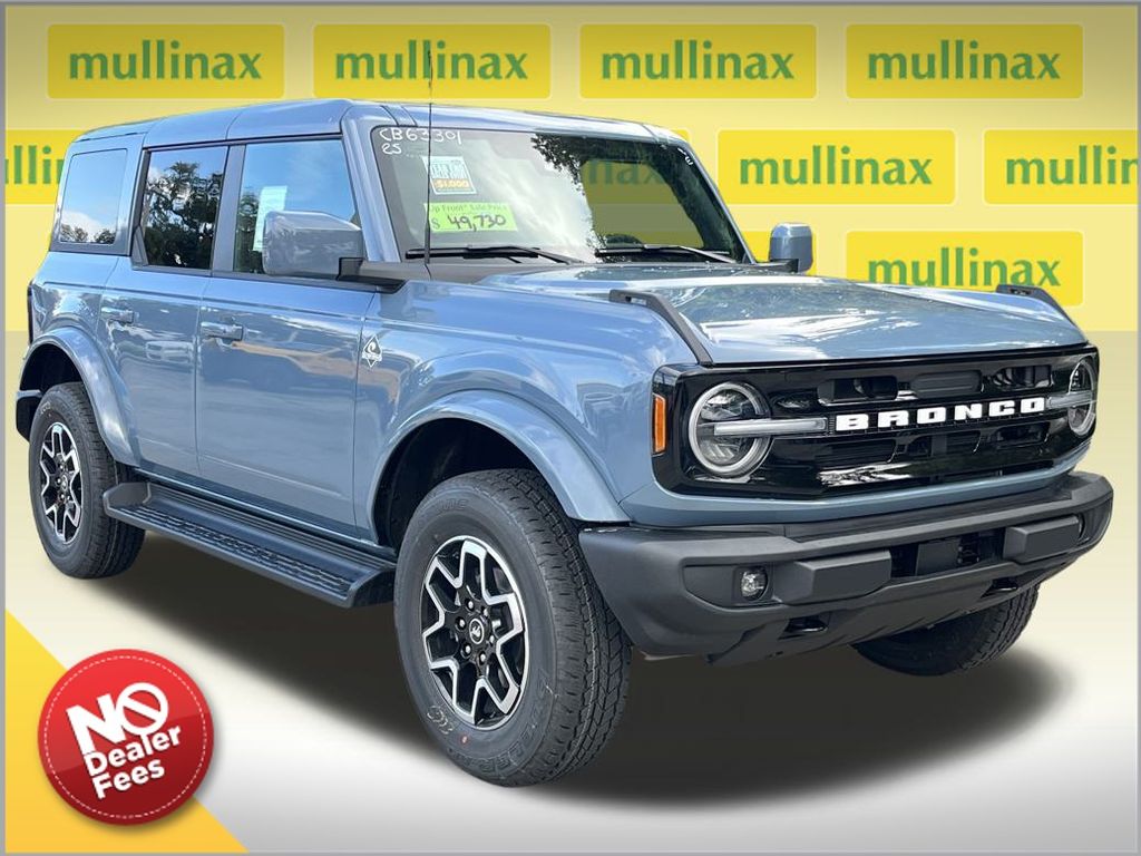 2025 Ford Bronco 4-Door Outer Banks's photo