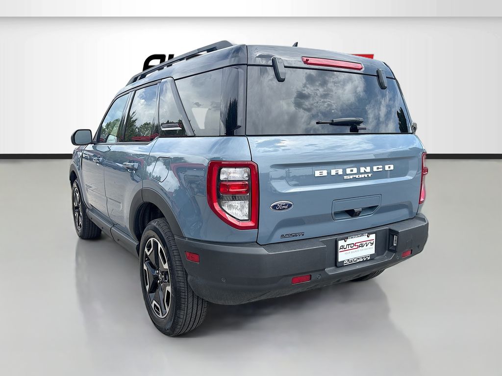 Used 2024 Gray Ford Outer Banks image 5