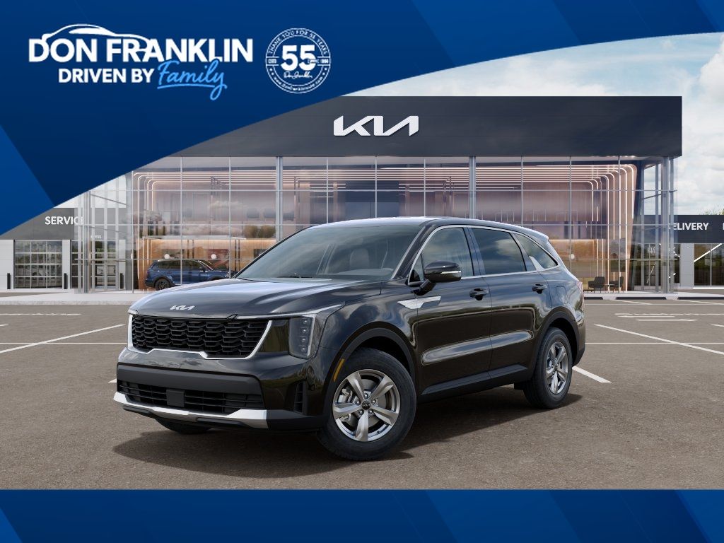 2026 Kia Sorento LX AT's photo