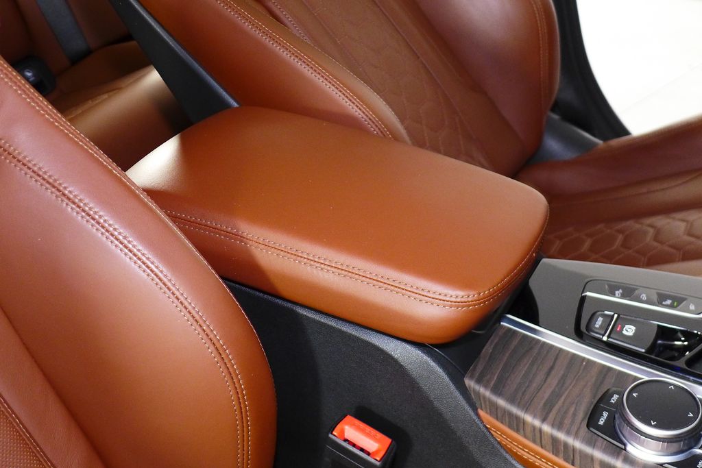 Thumbnail: 2020 BMW X4 - 16