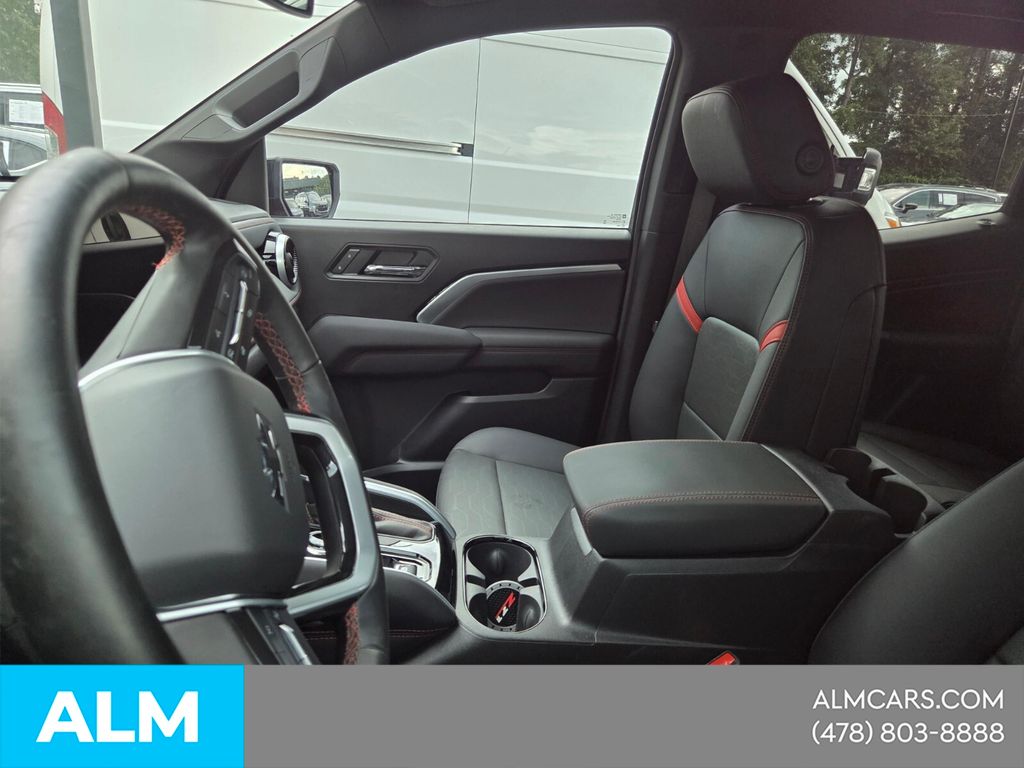 Used 2024 Red Chevrolet Z71 image 7