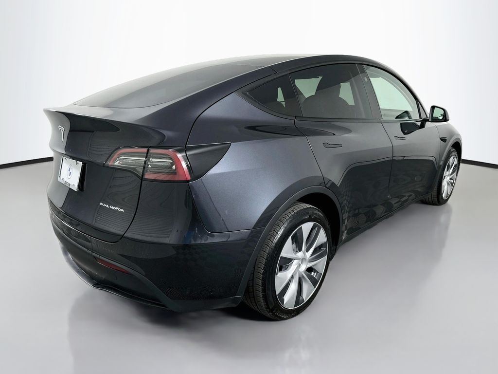 Thumbnail: 2024 Tesla Model Y - 5