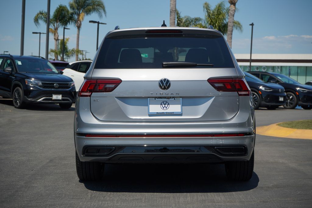 2024 Volkswagen Tiguan 2.0T SE R-Line Black 4