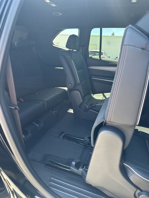 Used 2025 Buick Enclave SUV