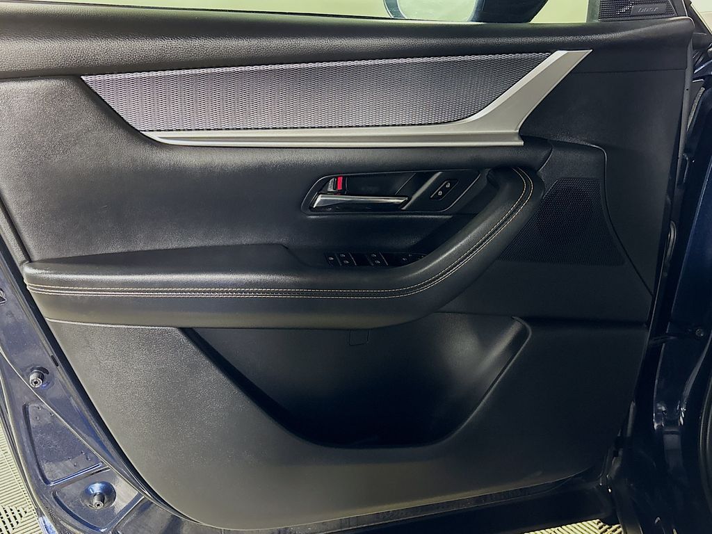 2024 Mazda CX-90 PHEV Premium Plus