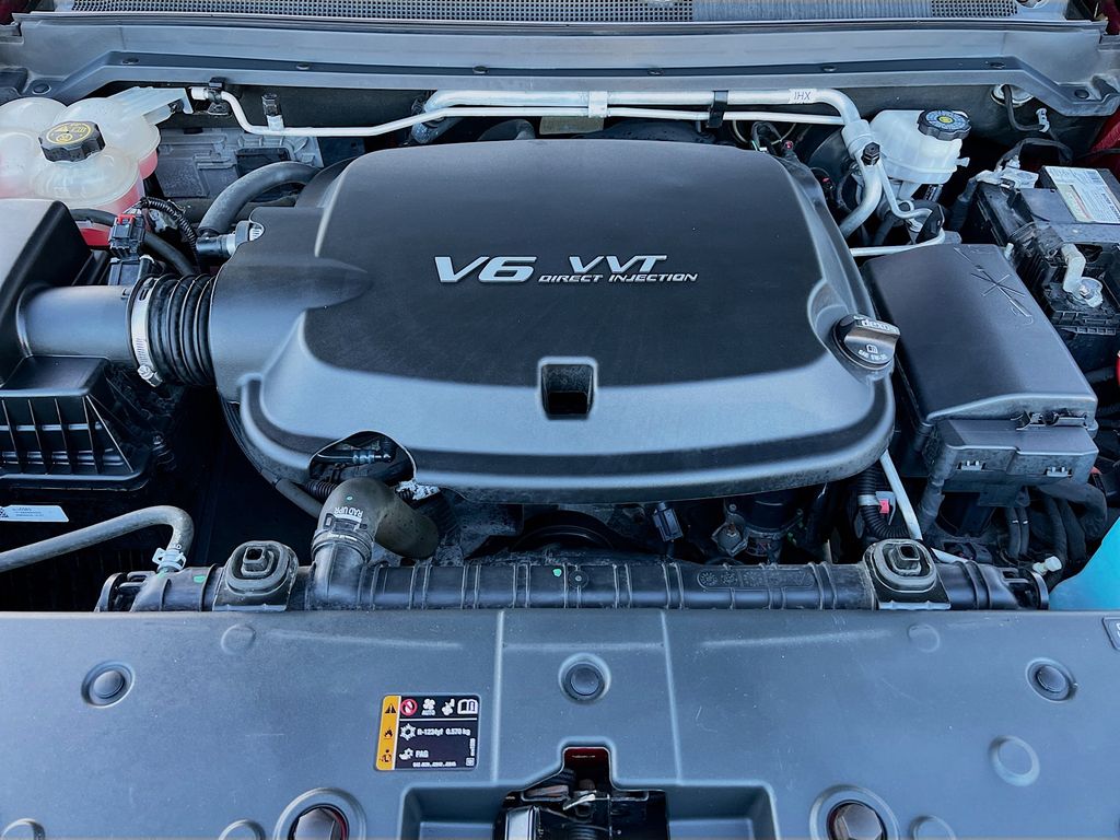 Used 2019 Red GMC Denali image 29