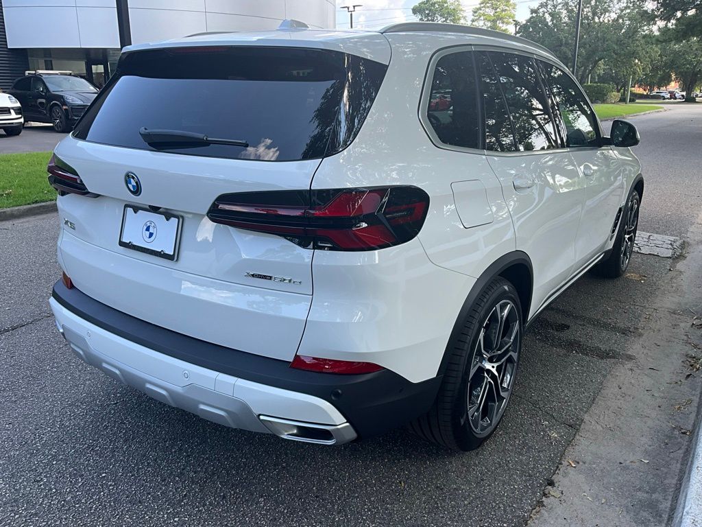 2025 BMW X5 xDrive50e 3