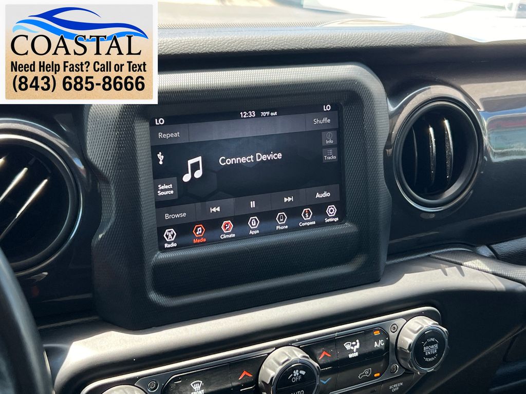 2022 Jeep Gladiator Altitude Silver at Bob King Buick GMC
