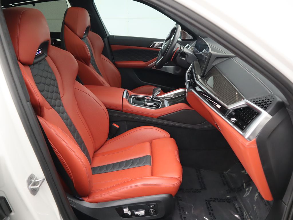 Thumbnail: 2024 BMW X6 - 21