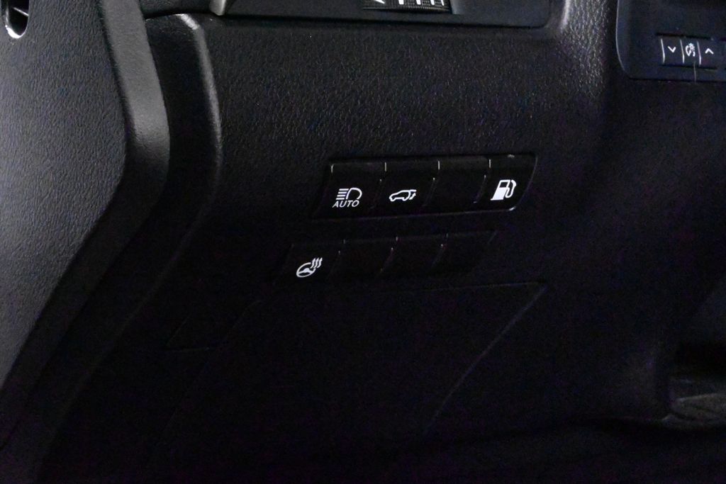 Thumbnail: 2021 Lexus RX - 29