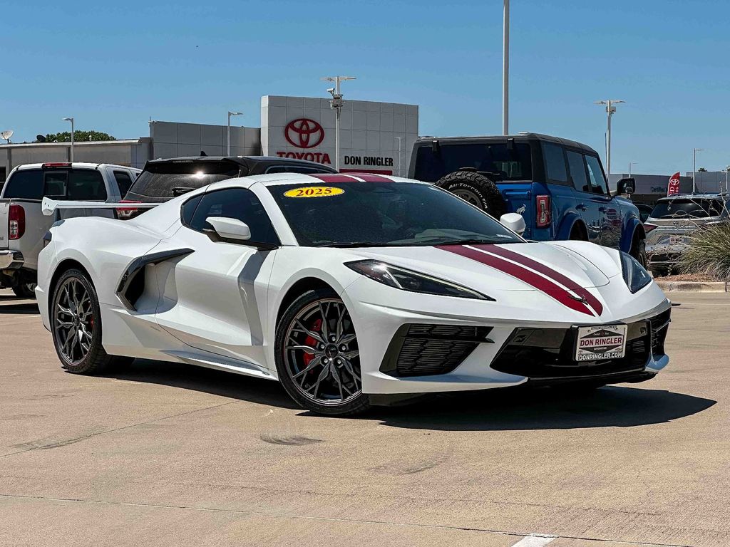 Arctic White 2025 Chevrolet Corvette Coupe Rear-Wheel Drive 8-Speed Dual Clutch