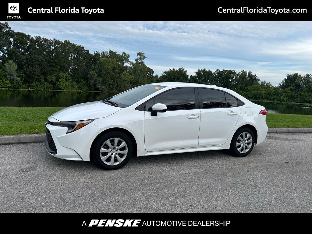 Thumbnail: 2024 Toyota Corolla - 1