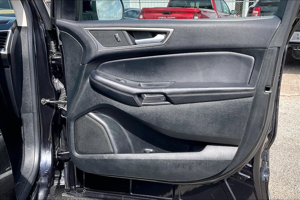 Used 2022 Ford Edge SEL 4D Sport Utility