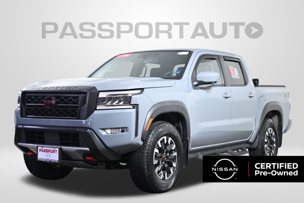 2023 Nissan Frontier PRO-4X Crew Cab 4WD