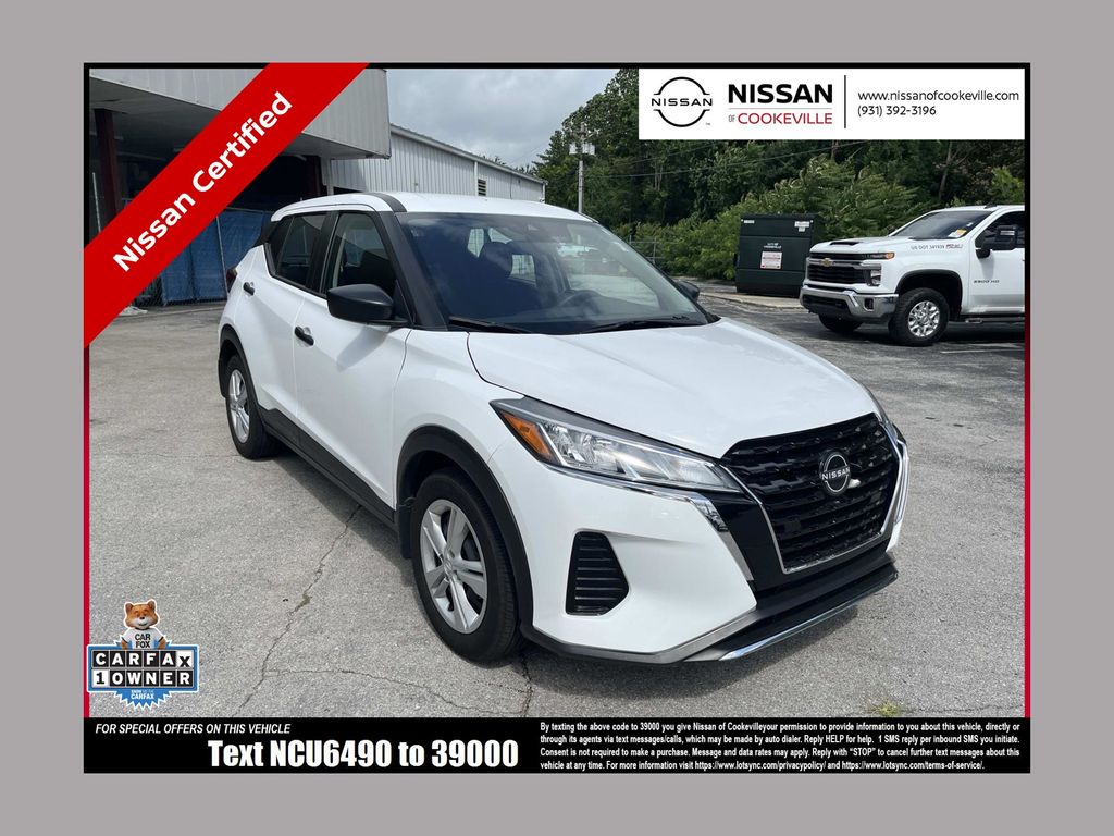 White (Fresh Powder) 2025 Nissan Kicks Play SUV / Crossover Front-Wheel Drive Continuously Variable Transmission
