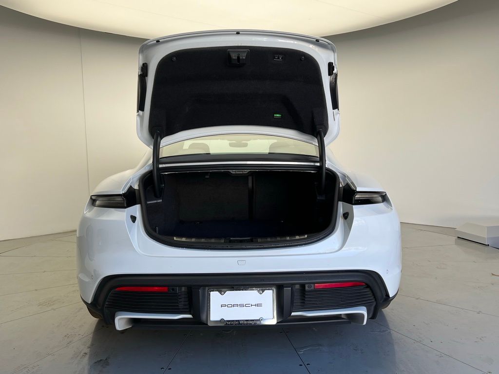 Thumbnail: 2020 Porsche Taycan - 20