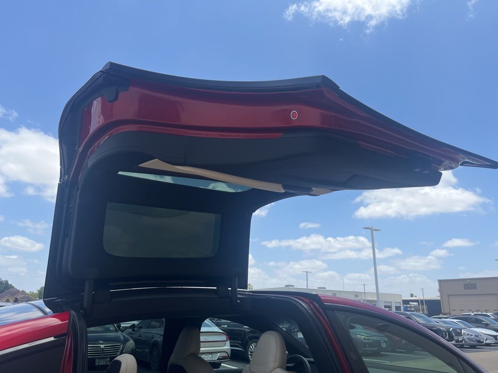 2024 Tesla Model X  22