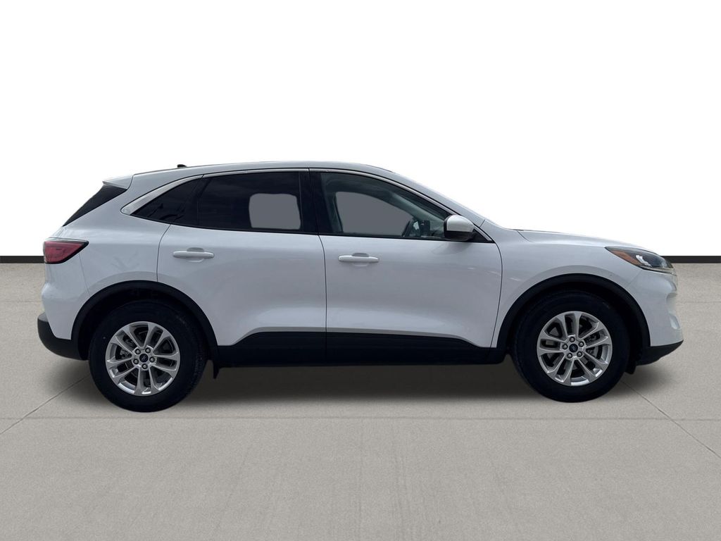 2021 Ford Escape SE - 3