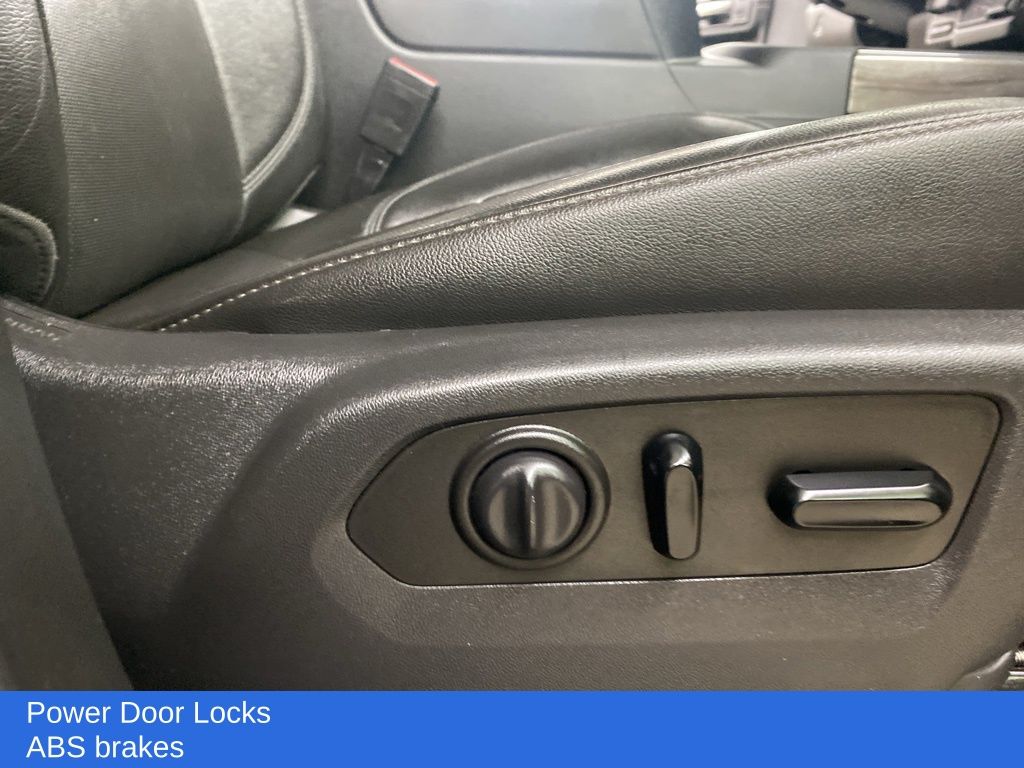 2020 Chevrolet Silverado 2500HD LTZ photo