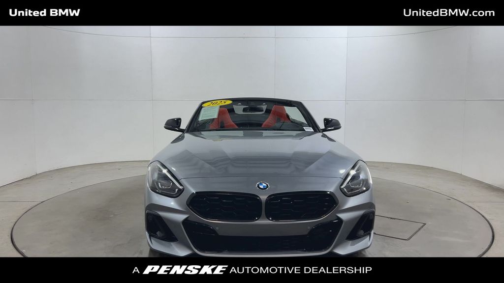 Thumbnail: 2025 BMW Z4 - 3