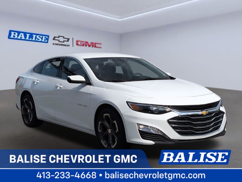 Summit White 2024 Chevrolet Malibu LT with 1LT FWD Sedan Front-Wheel Drive Continuously Variable Transmission