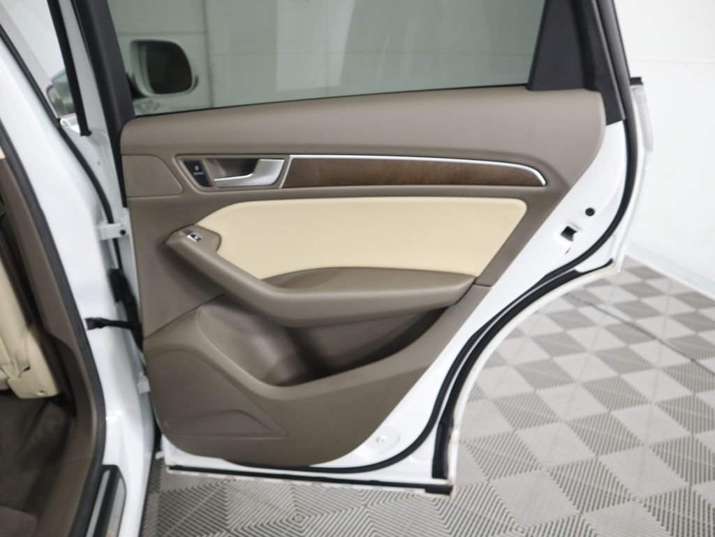 Thumbnail: 2014 Audi Q5 - 28