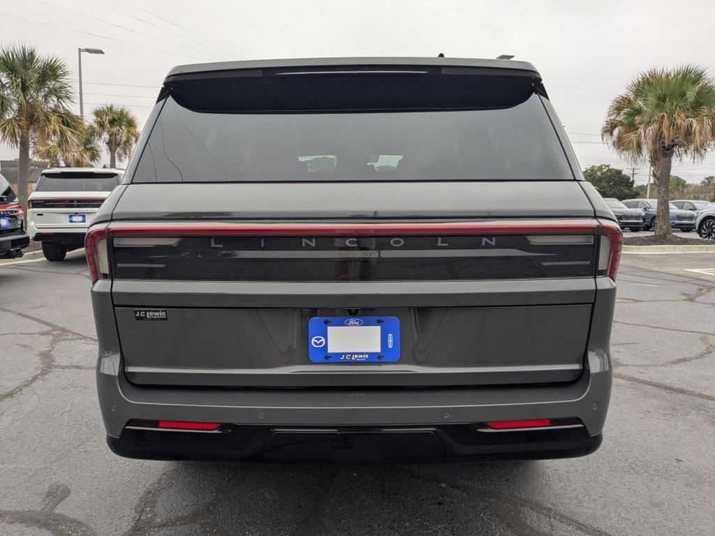 2025 Lincoln Navigator Black Label L